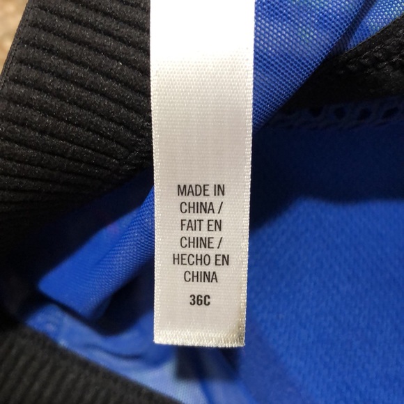 VSX | Victoria’s Secret | Womens Neon Geometric Mesh Overlay Sports Bra size 36C - Picture 15 of 15